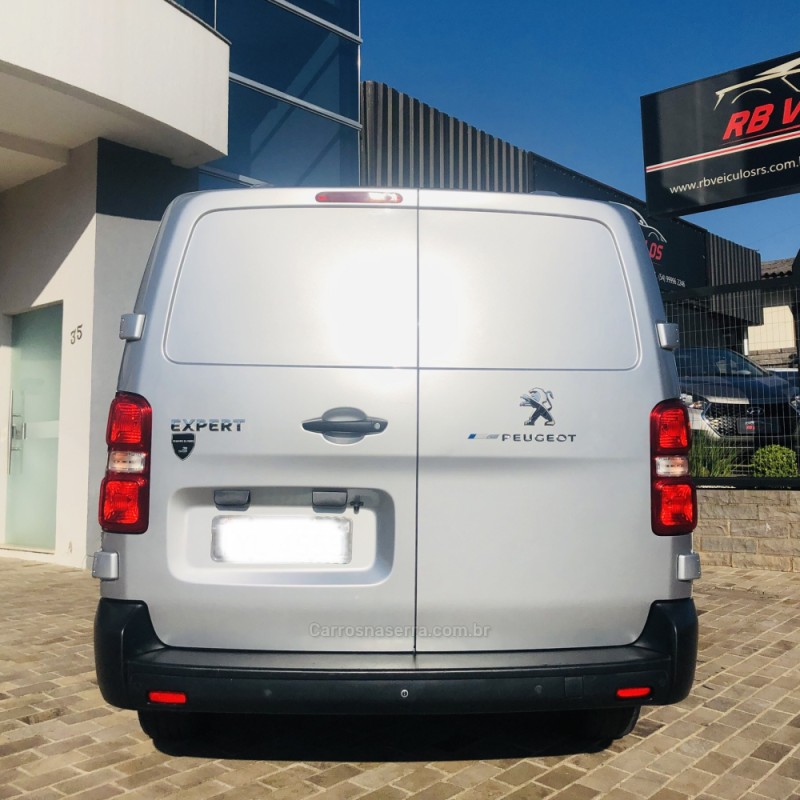 EXPERT 1.6 BLUEHDI DIESEL BUSINESS PACK MANUAL - 2018 - GUAPORé