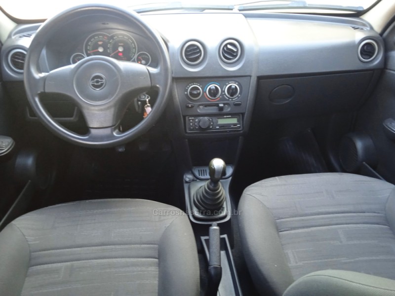 PRISMA 1.4 MPFI MAXX 8V FLEX 4P MANUAL - 2010 - CAXIAS DO SUL