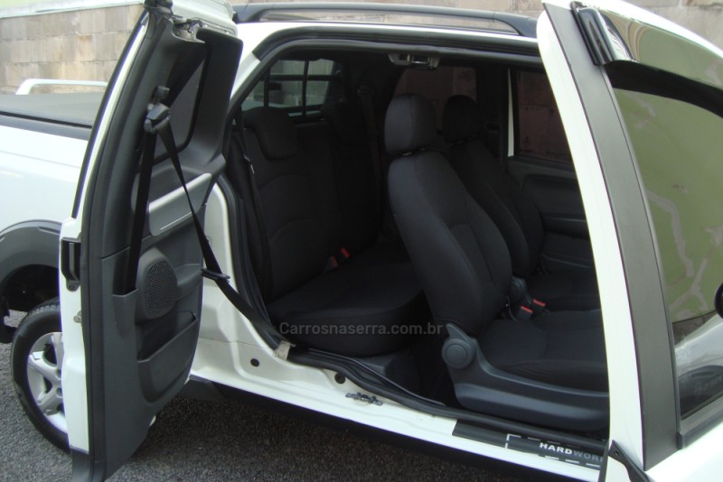STRADA 1.4 MPI WORKING CD 8V FLEX 3P MANUAL