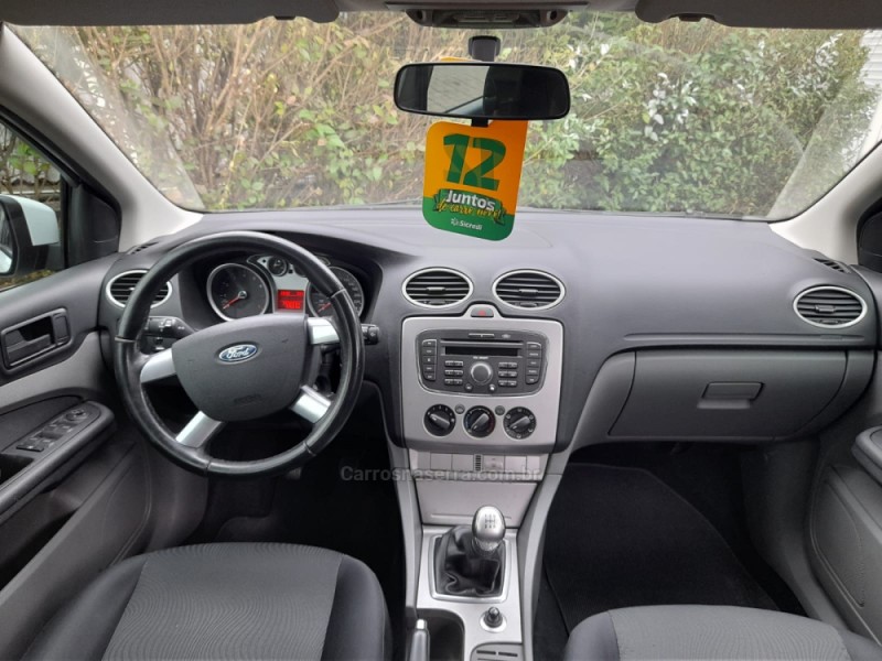 FOCUS 1.6 GLX 8V GASOLINA 4P MANUAL - 2012 - CAXIAS DO SUL