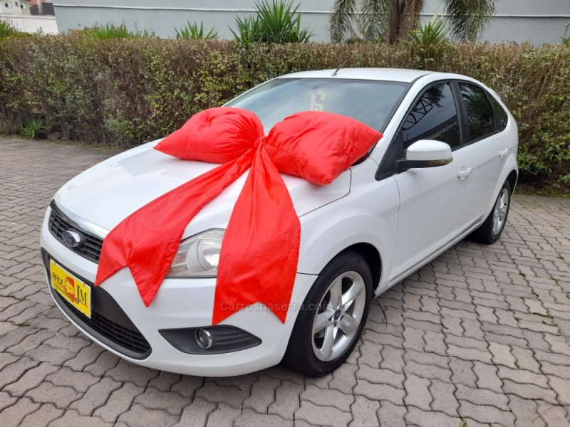 FOCUS 1.6 GLX 8V GASOLINA 4P MANUAL