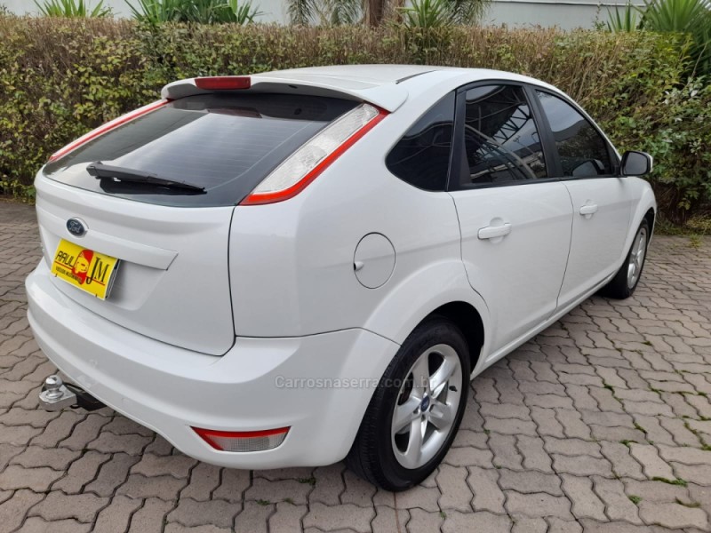 FOCUS 1.6 GLX 8V GASOLINA 4P MANUAL - 2012 - CAXIAS DO SUL