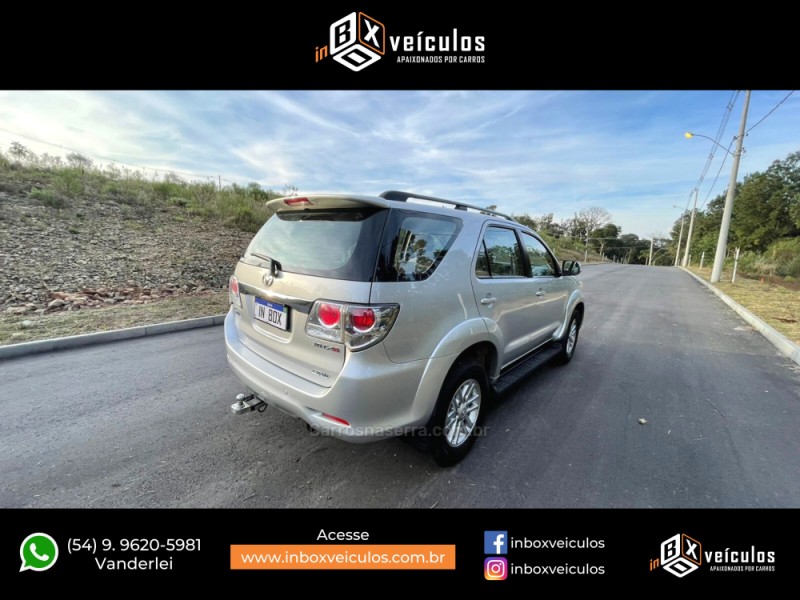 HILUX SW4 3.0 SR 4X4 16V TURBO INTERCOOLER DIESEL 4P AUTOMÁTICO - 2013 - GRAMADO