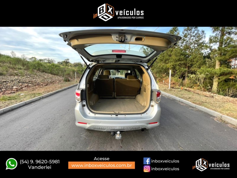 HILUX SW4 3.0 SR 4X4 16V TURBO INTERCOOLER DIESEL 4P AUTOMÁTICO - 2013 - GRAMADO