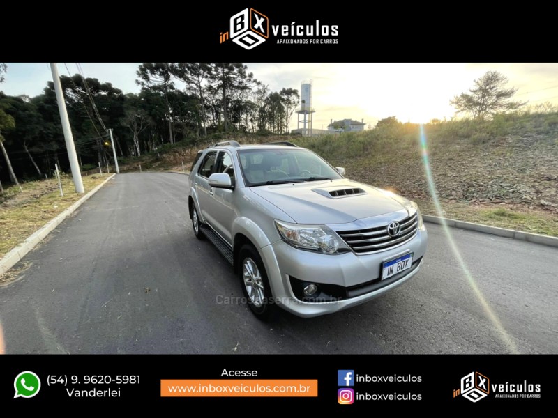 HILUX SW4 3.0 SR 4X4 16V TURBO INTERCOOLER DIESEL 4P AUTOMÁTICO - 2013 - GRAMADO