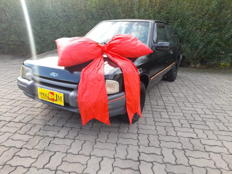 ESCORT 1.0 HOBBY 8V GASOLINA 2P MANUAL