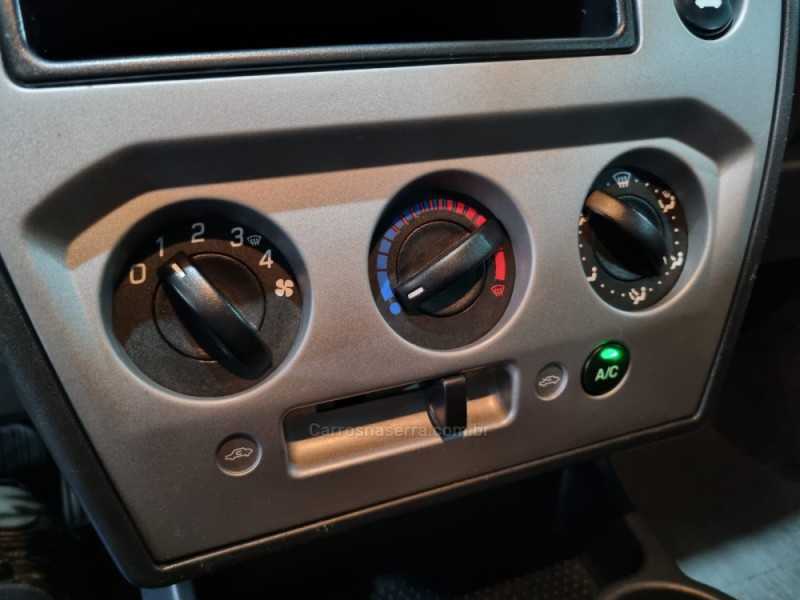 FIESTA 1.6 MPI CLASS SEDAN 8V FLEX 4P MANUAL - 2011 - CAXIAS DO SUL