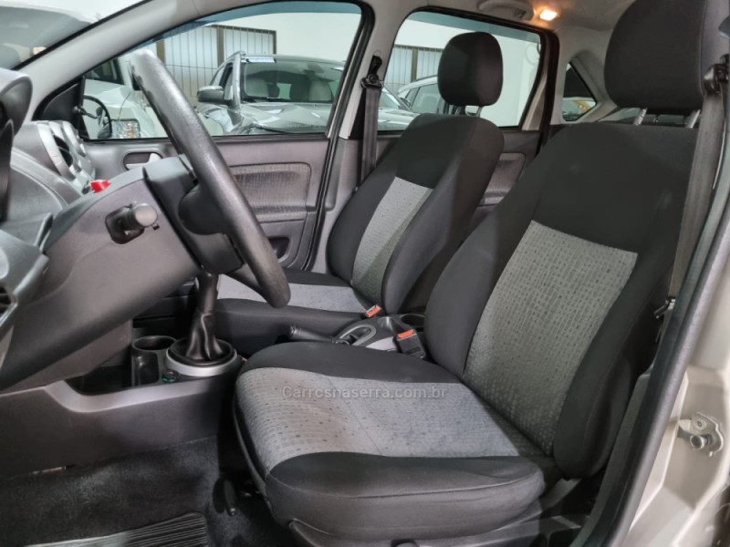 FIESTA 1.6 MPI CLASS SEDAN 8V FLEX 4P MANUAL - 2011 - CAXIAS DO SUL