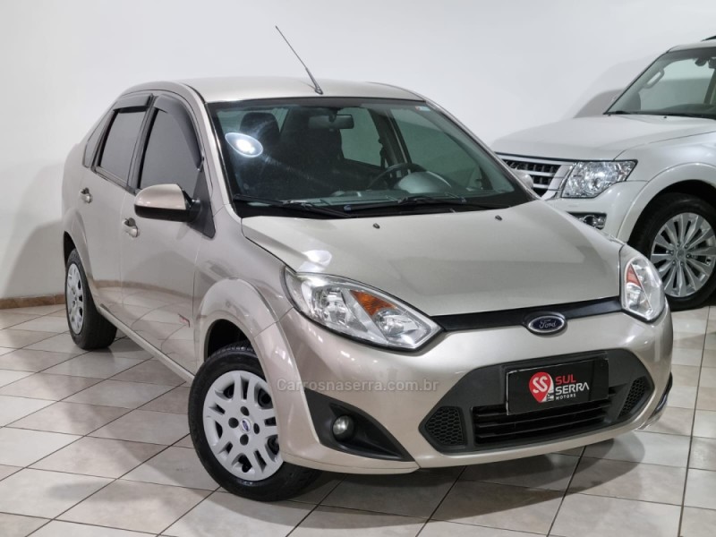 fiesta 1.6 mpi class sedan 8v flex 4p manual 2011 caxias do sul