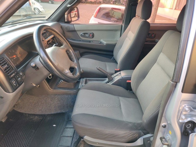 L200  2.5 GLS 4X4 CD 8V DIESEL 4P MANUAL  - 2010 - GUAPORé