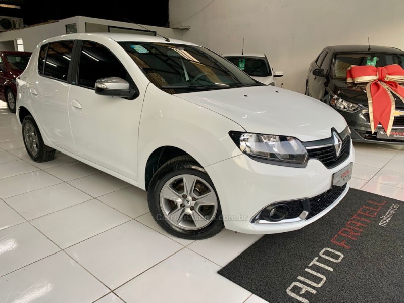 sandero 1.0 vibe 12v flex 4p manual 2018 sao leopoldo