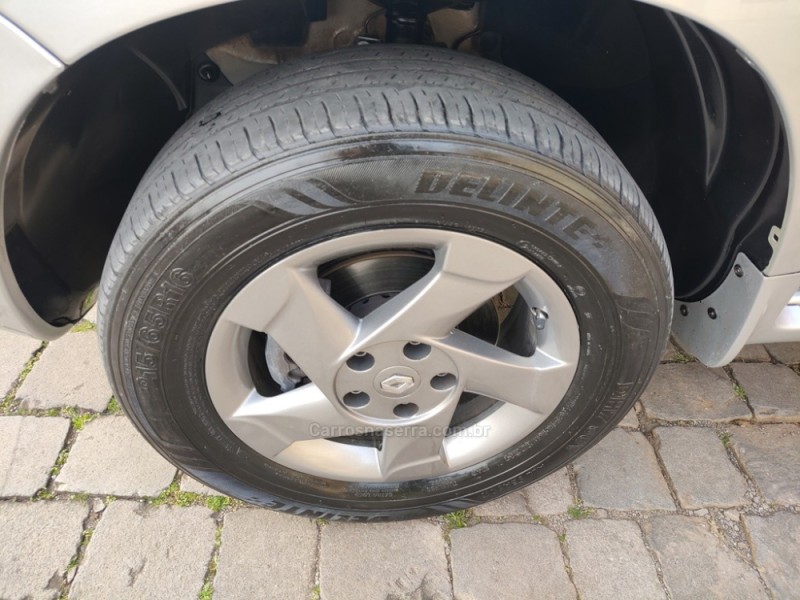 DUSTER 2.0 TECH ROAD 4X2 16V FLEX 4P AUTOMÁTICO - 2015 - GUAPORé