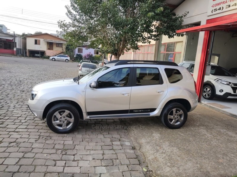 duster 2.0 tech road 4x2 16v flex 4p automatico 2015 guapore