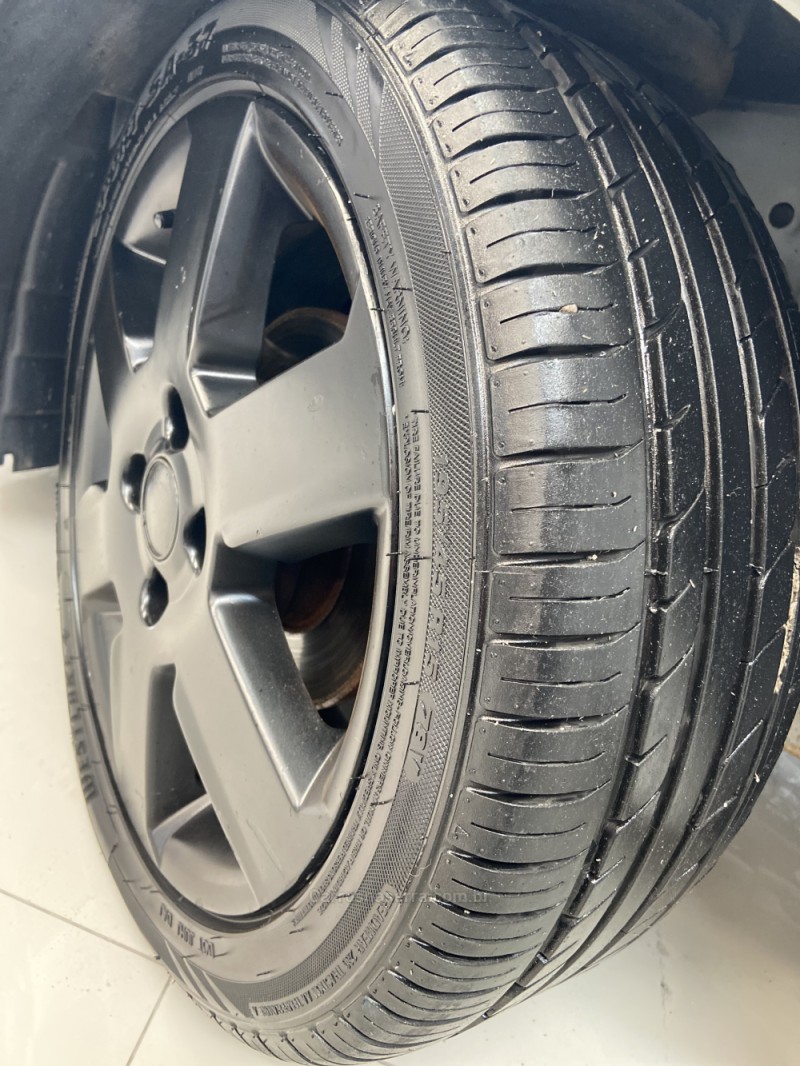 CELTA 1.0 MPFI LS 8V FLEX 4P MANUAL - 2013 - CAXIAS DO SUL