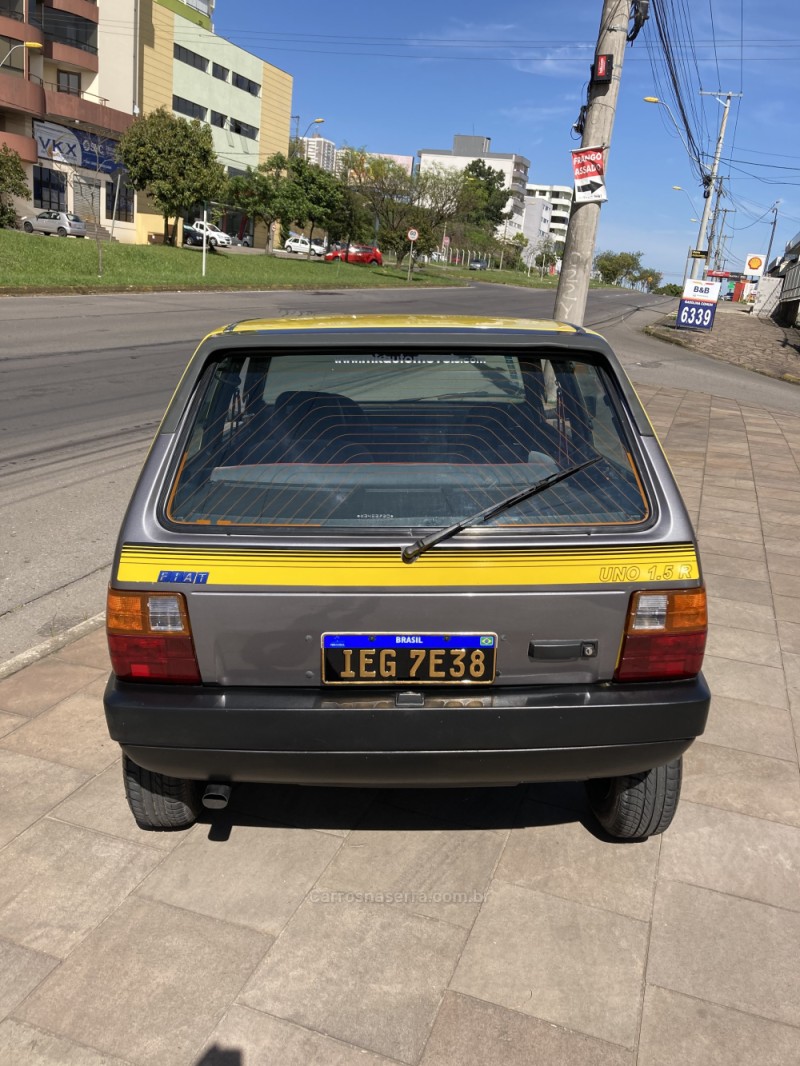 UNO 1.5 R 8V GASOLINA 2P MANUAL - 1989 - CAXIAS DO SUL