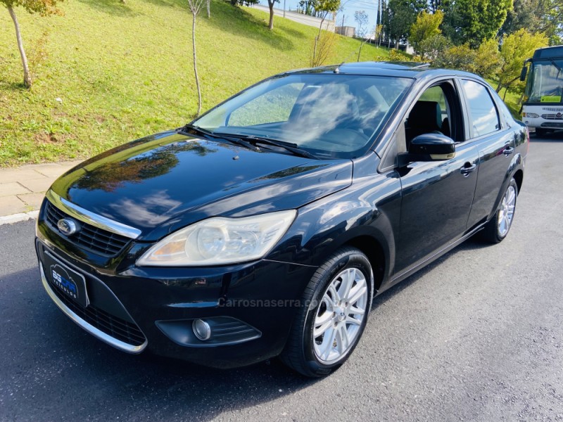 focus 2.0 ghia sedan 16v gasolina 4p automatico 2009 bento goncalves