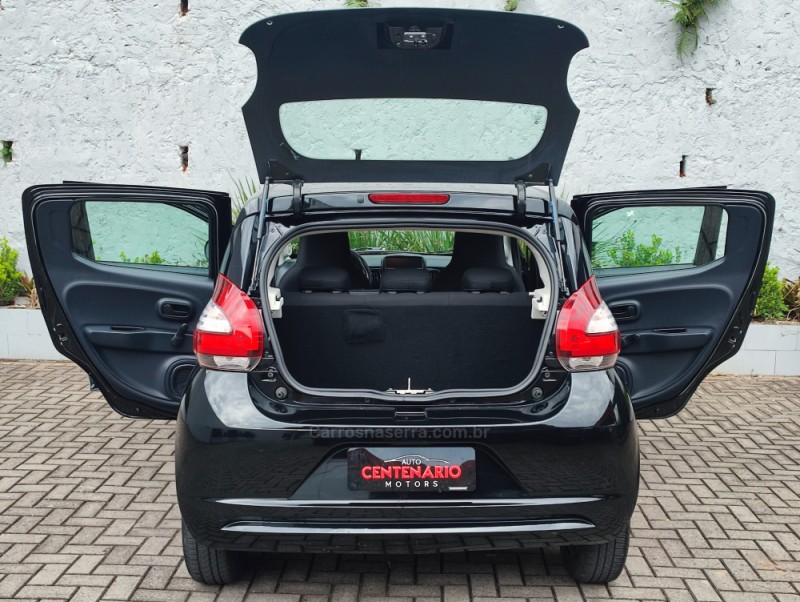 MOBI 1.0 8V EVO FLEX LIKE. MANUAL - 2020 - SAPIRANGA