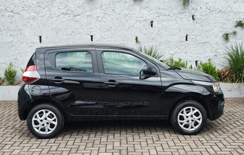 MOBI 1.0 8V EVO FLEX LIKE. MANUAL - 2020 - SAPIRANGA