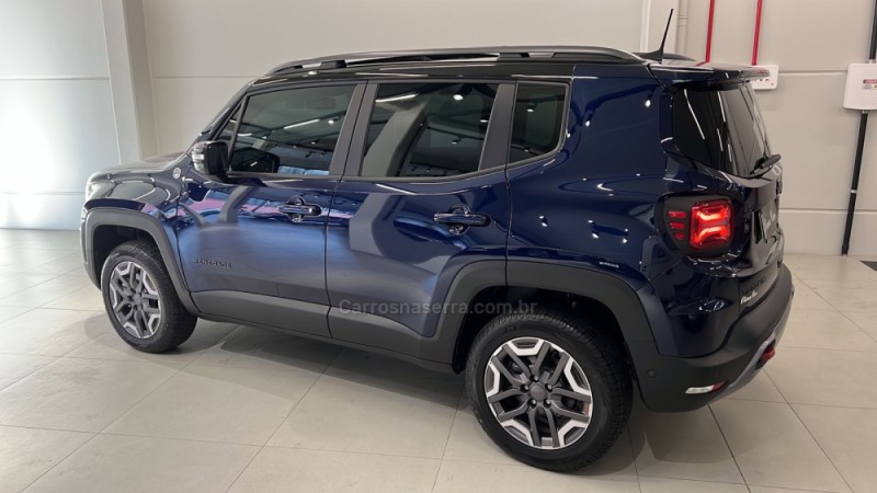 RENEGADE 1.3 TRAILHAWK T270 16V TURBO FLEX 4X4 4P AUTOMÁTICO - 2022 - FLORES DA CUNHA