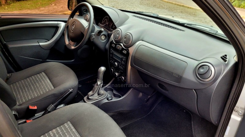 SANDERO 1.0 EXPRESSION 16V FLEX 4P MANUAL - 2014 - IVOTI