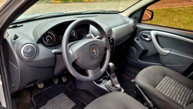 SANDERO 1.0 EXPRESSION 16V FLEX 4P MANUAL - 2014 - IVOTI