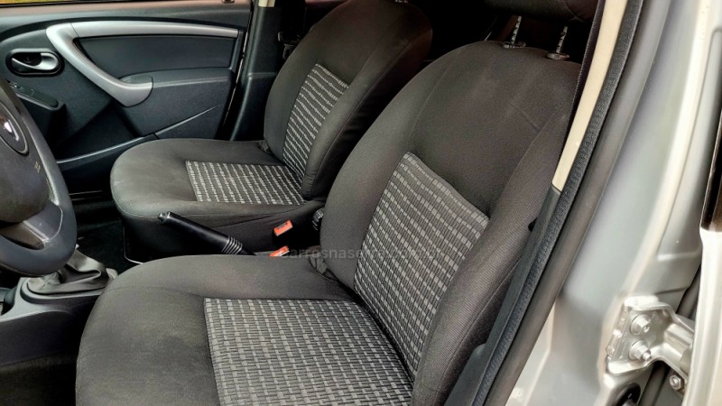 SANDERO 1.0 EXPRESSION 16V FLEX 4P MANUAL - 2014 - IVOTI