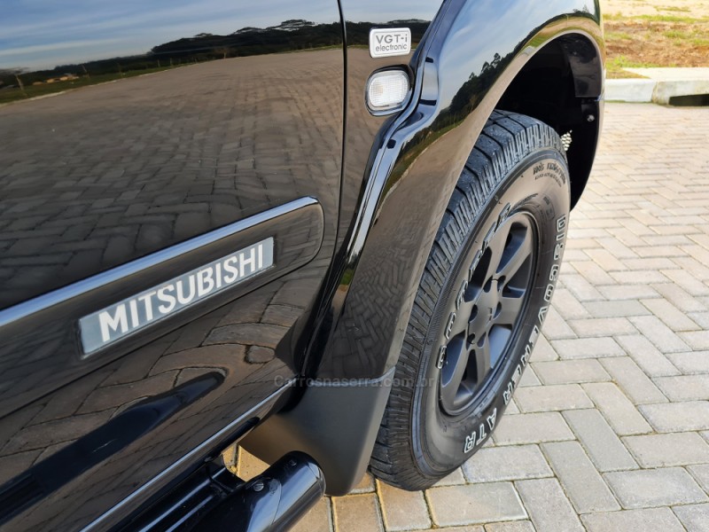 PAJERO SPORT 2.5 HPE 4X4 8V TURBO INTERCOOLER DIESEL 4P AUTOMÁTICO - 2008 - SAPIRANGA