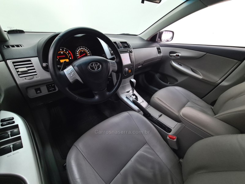 COROLLA 2.0 XEI 16V FLEX 4P AUTOMÁTICO - 2013 - SANTA CRUZ DO SUL