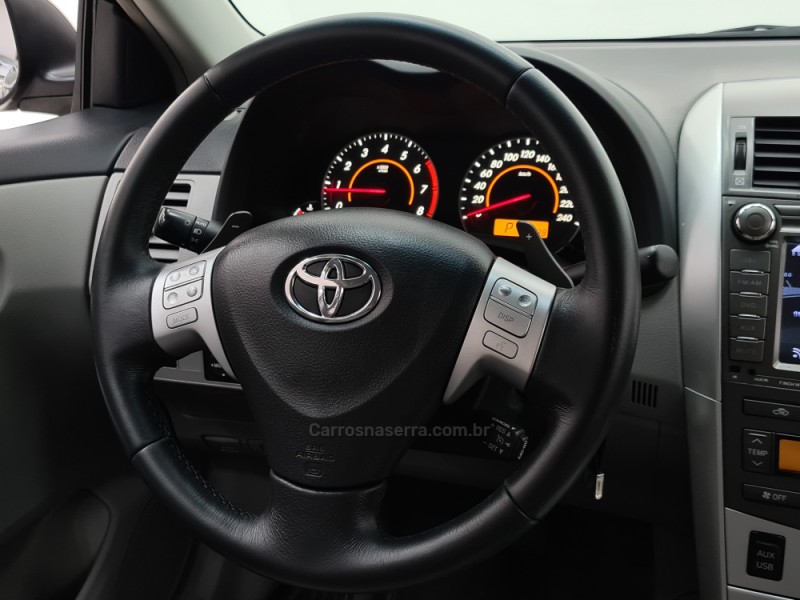 COROLLA 2.0 XEI 16V FLEX 4P AUTOMÁTICO - 2013 - SANTA CRUZ DO SUL