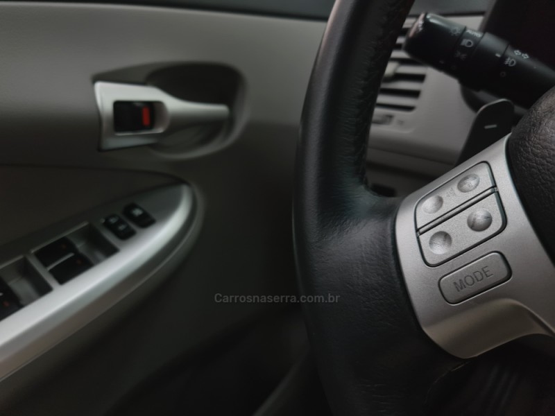 COROLLA 2.0 XEI 16V FLEX 4P AUTOMÁTICO - 2013 - SANTA CRUZ DO SUL