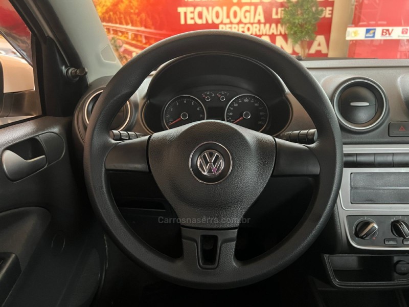 GOL 1.6 MI 8V FLEX 4P MANUAL G.VI - 2013 - IGREJINHA