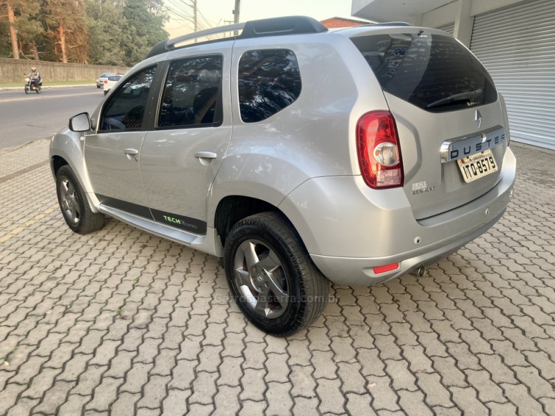 DUSTER 1.6 TECH ROAD 4X2 16V FLEX 4P MANUAL - 2013 - CAXIAS DO SUL