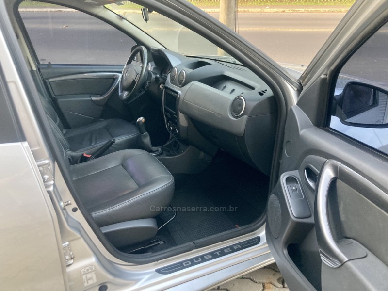 DUSTER 1.6 TECH ROAD 4X2 16V FLEX 4P MANUAL - 2013 - CAXIAS DO SUL