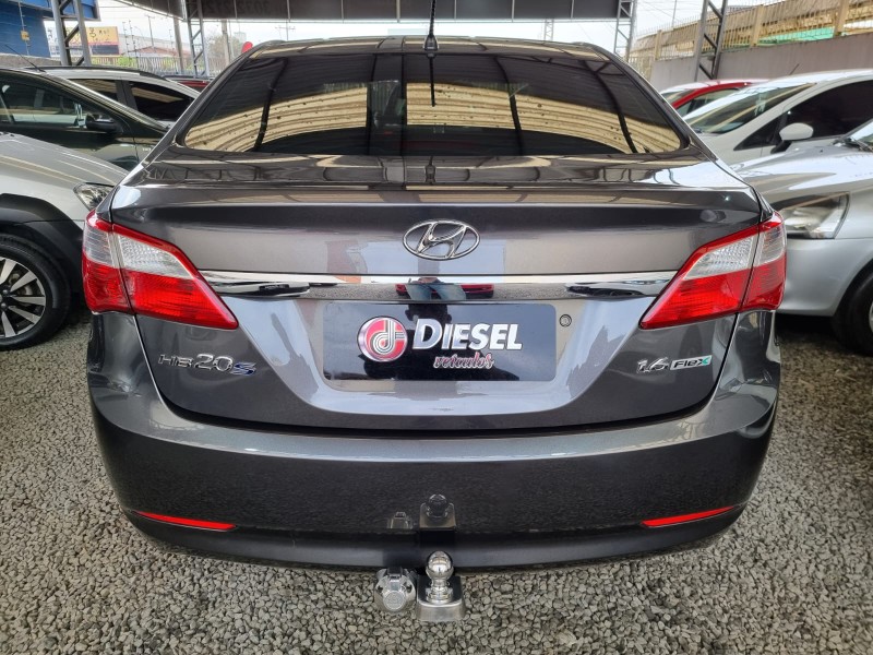 HB20S 1.6 COMFORT STYLE 16V FLEX 4P MANUAL - 2015 - CANOAS