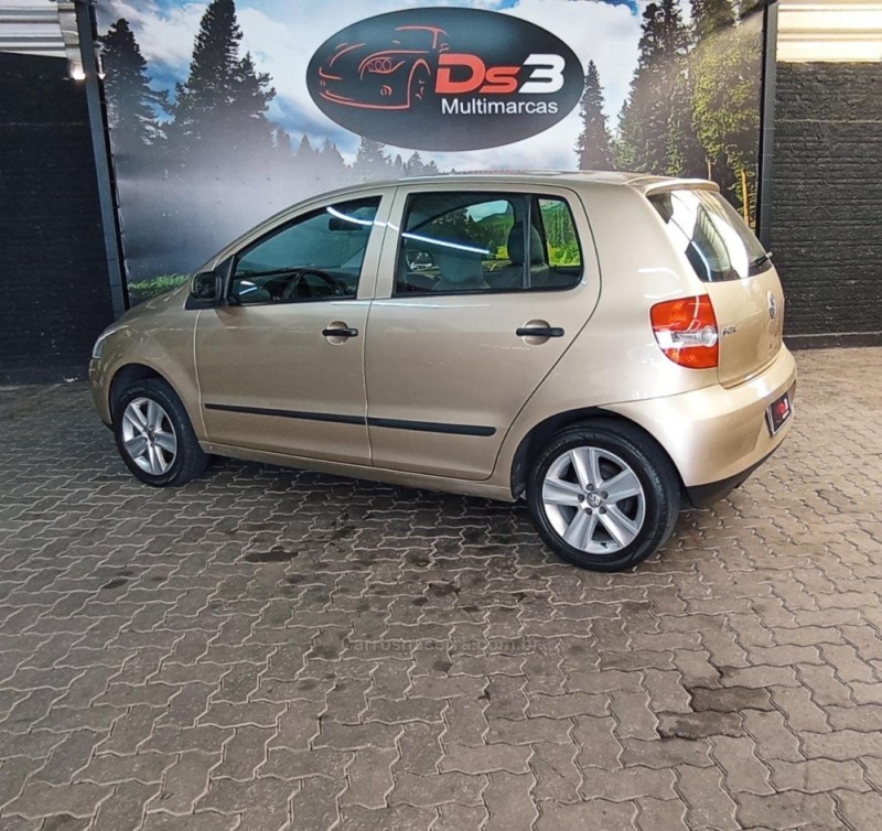 FOX 1.6 MI PLUS 8V FLEX 4P MANUAL - 2005 - CAXIAS DO SUL