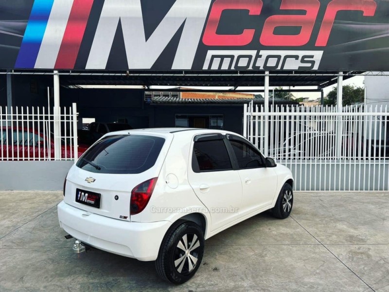 CELTA 1.0 MPFI LT 8V FLEX 4P MANUAL - 2015 - NOVO HAMBURGO