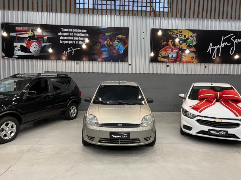FIESTA 1.0 MPI SEDAN 8V FLEX 4P MANUAL - 2007 - CAXIAS DO SUL