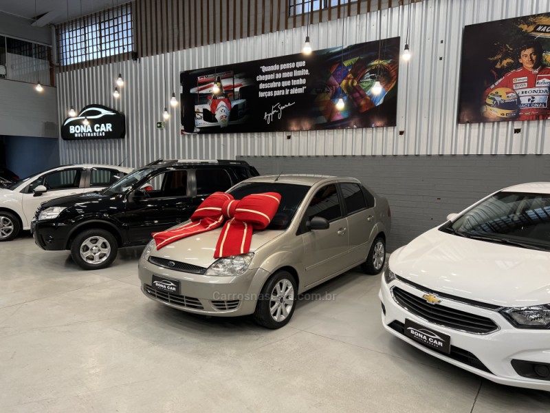 FIESTA 1.0 MPI SEDAN 8V FLEX 4P MANUAL - 2007 - CAXIAS DO SUL