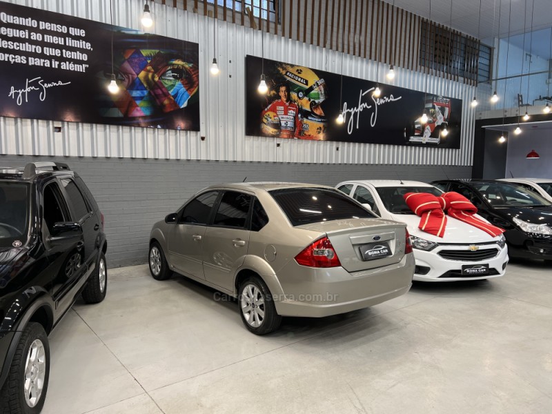 FIESTA 1.0 MPI SEDAN 8V FLEX 4P MANUAL - 2007 - CAXIAS DO SUL