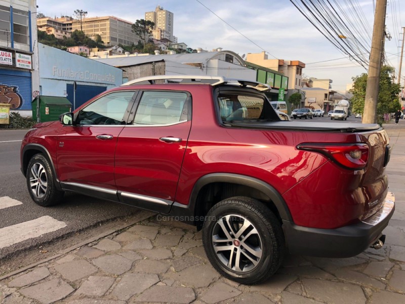 TORO 2.0 16V TURBO DIESEL VOLCANO 4WD AUTOMÁTICO - 2017 - CAXIAS DO SUL