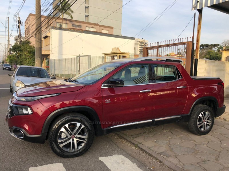 TORO 2.0 16V TURBO DIESEL VOLCANO 4WD AUTOMÁTICO - 2017 - CAXIAS DO SUL