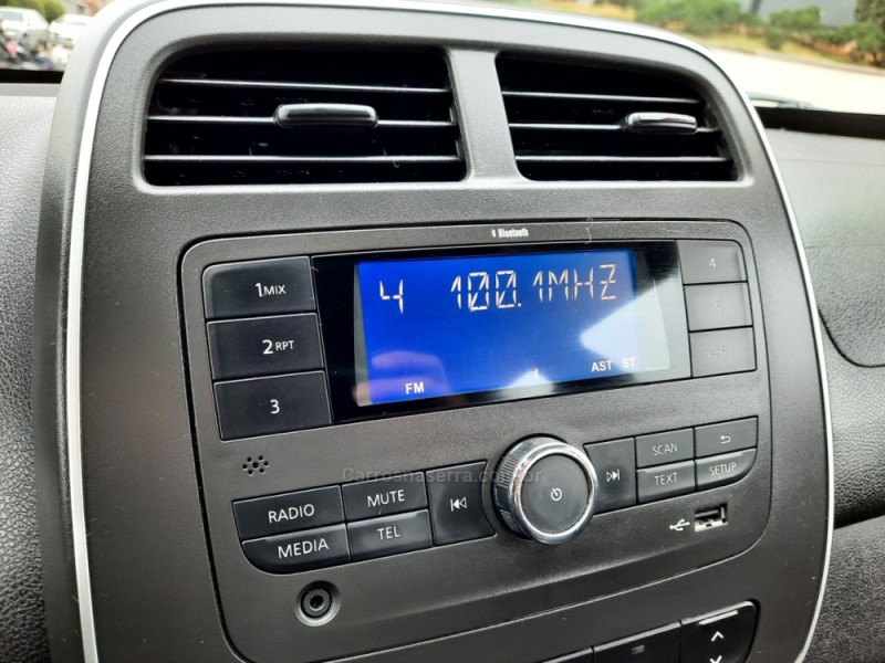 KWID 1.0 12V SCE FLEX ZEN MANUAL - 2022 - LAJEADO