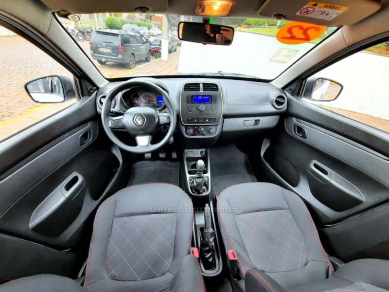KWID 1.0 12V SCE FLEX ZEN MANUAL - 2022 - LAJEADO
