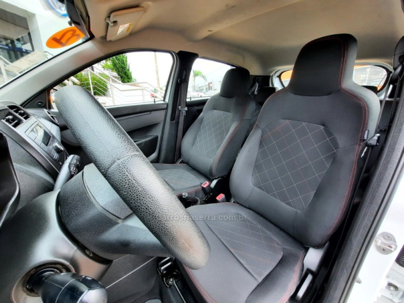 KWID 1.0 12V SCE FLEX ZEN MANUAL - 2022 - LAJEADO