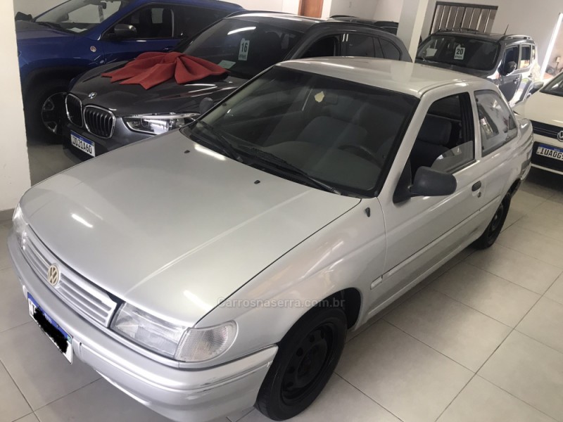LOGUS 1.8 CLI 8V GASOLINA 2P MANUAL - 1995 - CARLOS BARBOSA