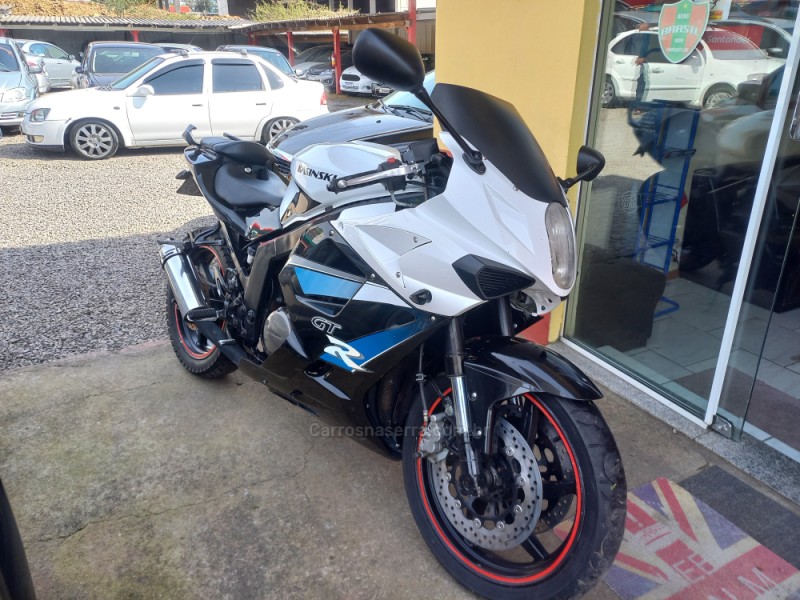 xy 250  2009 farroupilha