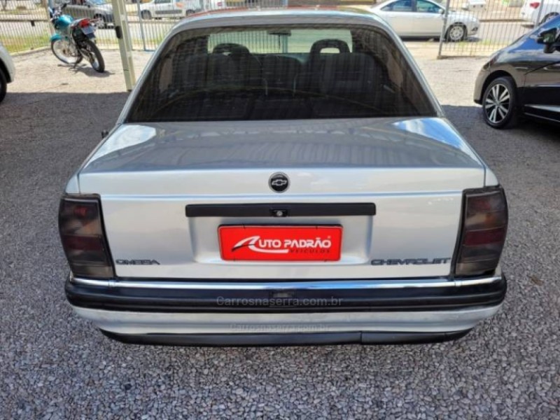 OMEGA 2.0 MPFI GLS 8V GASOLINA 4P MANUAL - 1993 - CAXIAS DO SUL