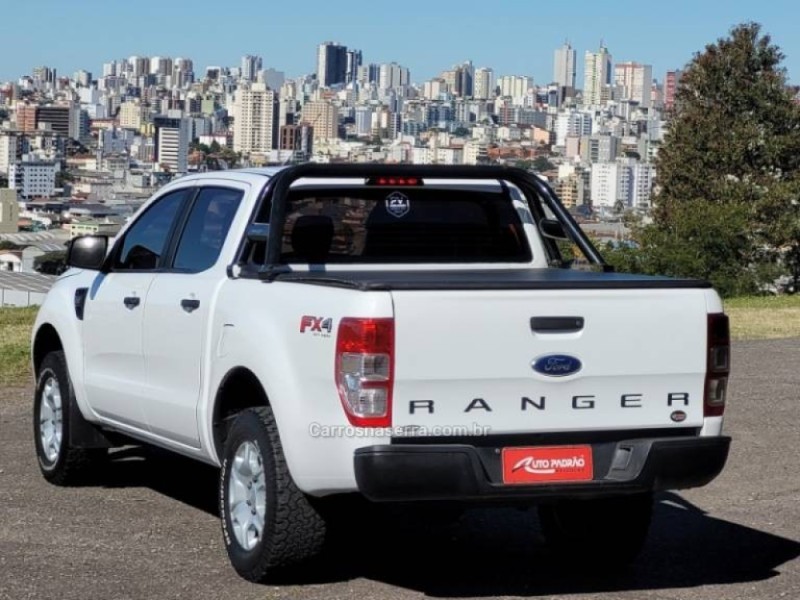 RANGER 2.2 XL 4X4 CD 16V DIESEL 4P MANUAL - 2015 - CAXIAS DO SUL