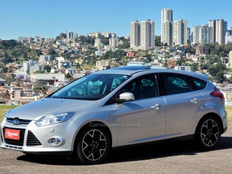 FOCUS 2.0 TITANIUM PLUS 16V FLEX 4P AUTOMÁTICO - 2014 - CAXIAS DO SUL