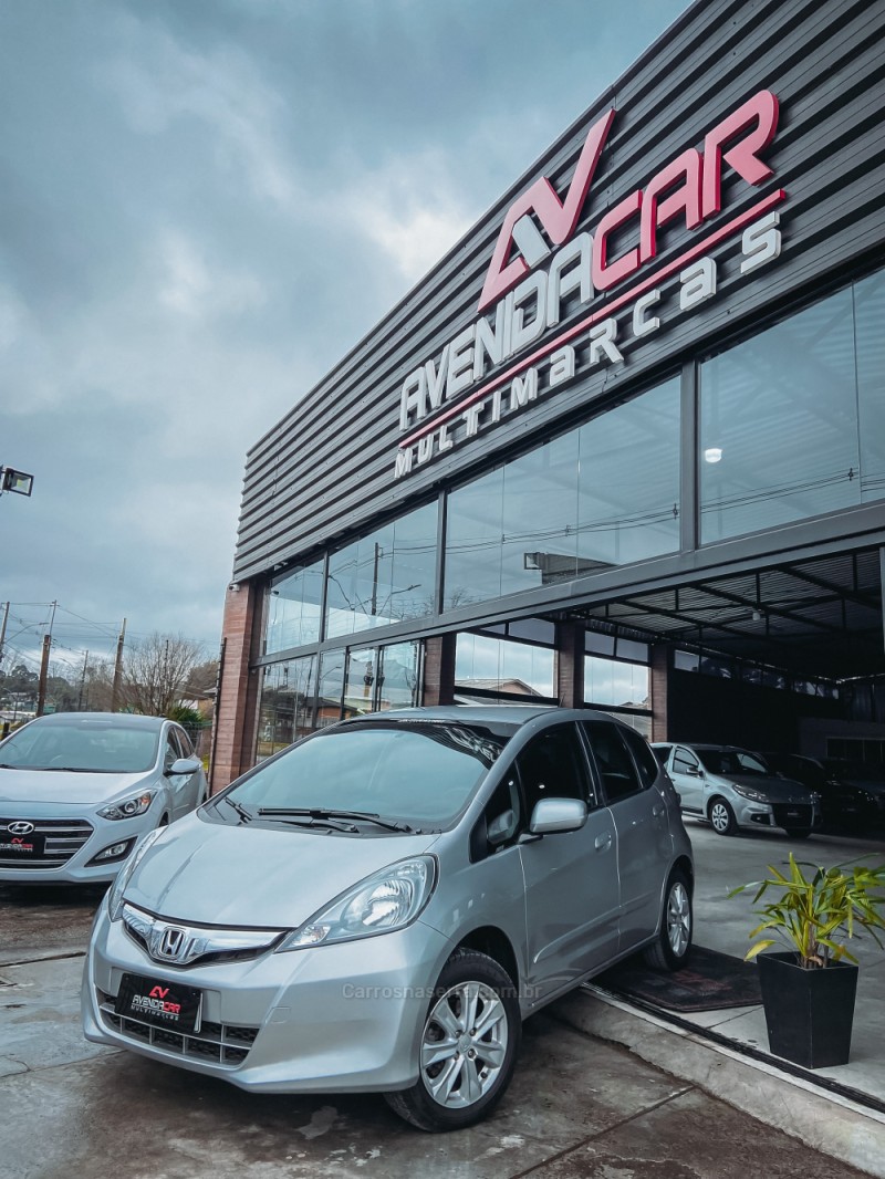 fit 1.4 lx 8v gasolina 4p manual 2013 canela